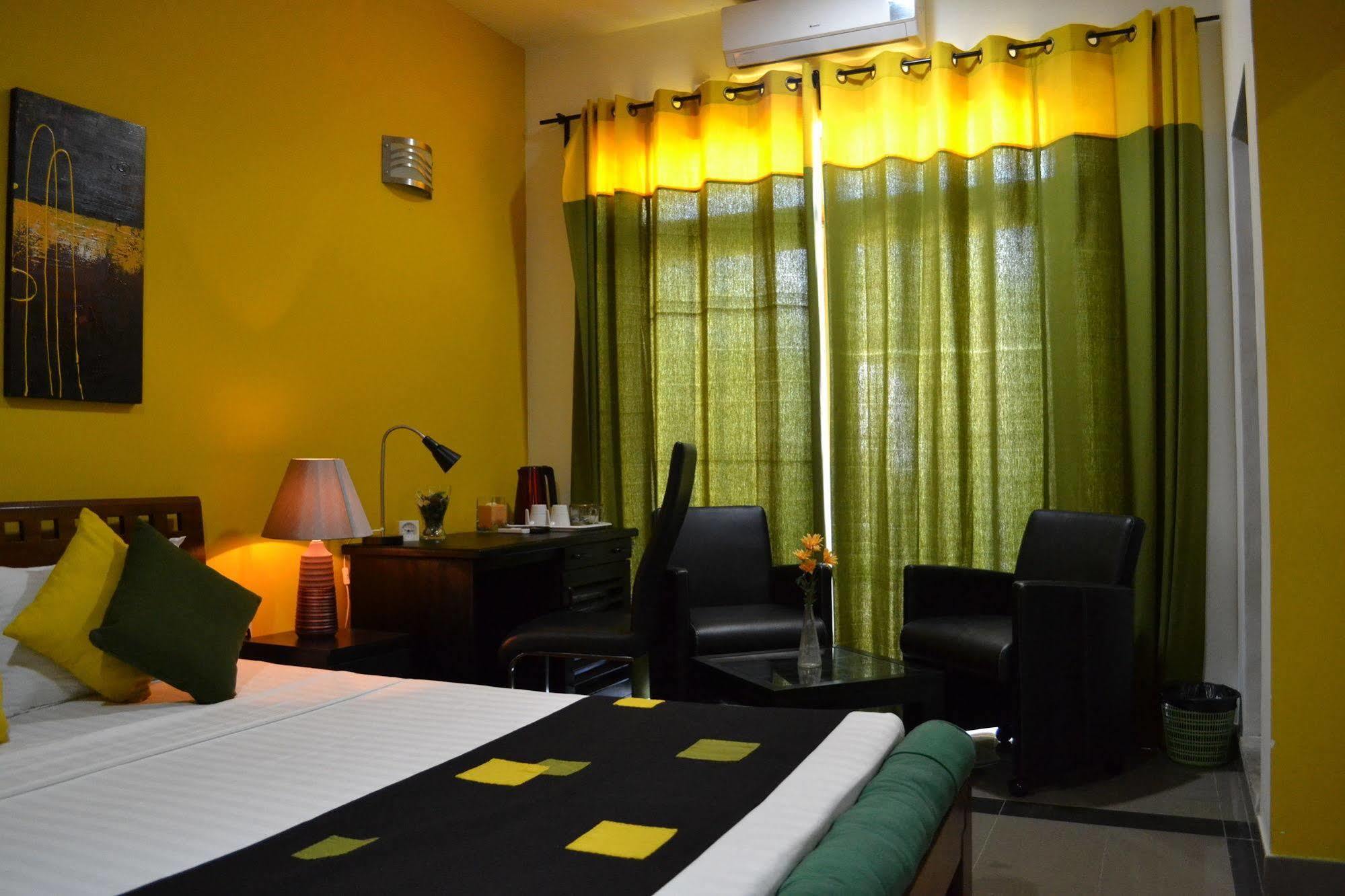 Oyo 437 Amali Residence Nugegoda Extérieur photo